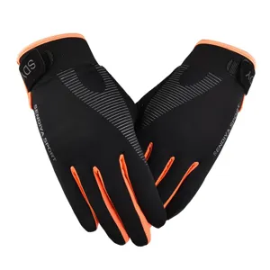 Schwarze orangefarbene Fahrradhandschuhe Langfinger atmungsaktiv Sport Ausrüstung.