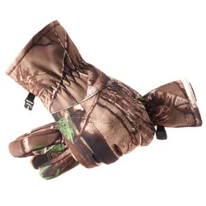 Winter thermal windproof camouflage gloves for outdoor cycling skiing and daily commuting.
