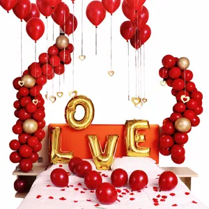 Kit de decoration de ballon de mariage romantique avec ballons rouges et dores pour fete.