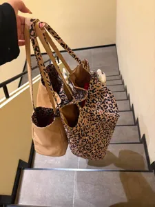 Leopard print canvas tote bag women large capacity casual shoulder bag detail interior display