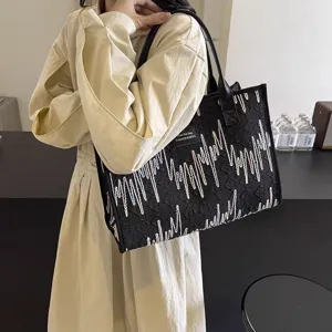 Large capacity canvas tote bag fashion embroidered shoulder bag for women commuter daily use