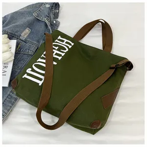 Grand sac cabas en toile verte avec bretelles marron, sac de loisirs tendance et chic.