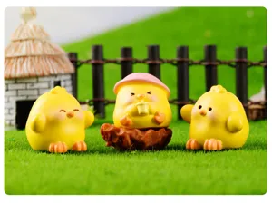 Cute resin chick miniatures detail close-up for moss micro landscape DIY garden decor accessories.
