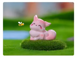 Süße rosa Harz Fuchs Figur Miniatur für Mikrolandschaft DIY Autodekoration Schreibtisch Deko.