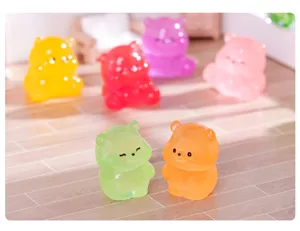 Figurines en résine d'oursons lumineux colorés pour paysage miniature, déco de voiture et bureau mignon.