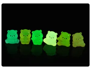 Figurines ours lumineux en résine, décoration de tableau de bord de voiture micro paysage.