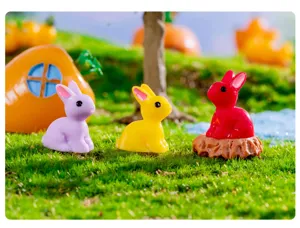 Set di figurine di coniglio in resina in miniatura per decorazione micro paesaggio muschio giardino.