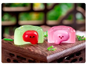 Figurines de pâtisserie miniatures en résine pour la décoration de bureau et voiture.