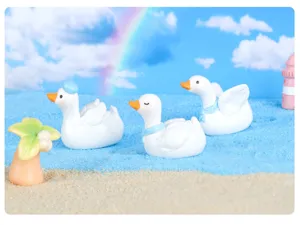 Simpatiche figurine in miniatura di cigno bianco, perfette per giardinaggio fai da te e decorazioni.