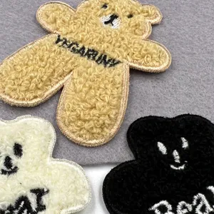Lindo oso de peluche de dibujos animados bordado de toalla parche tela ropa bolsa pegatina