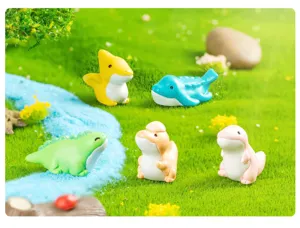 Simpatiche statuine di dinosauri in miniatura per giardini fatati e terrari fai da te.