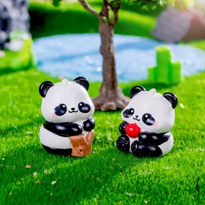 Set di mini figurine di panda in resina, perfette per micro paesaggio e decorazione da scrivania.