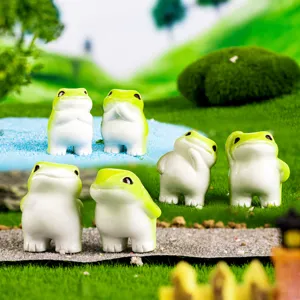 Cute Cartoon Funny Frog Micro Landscape Resin Figurine Car Dashboard Desktop Small Ornament Mini Animal Statue Decor