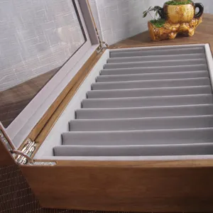 Scatola per penne in legno vintage con coperchio in vetro e scomparti in velluto grigio per regali