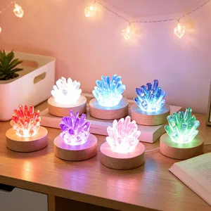 Luce Notturna LED a Grappolo di Cristallo Naturale Alimentata tramite USB Lampada d'Ambiente da Comodino Pietra di Cristallo Galvanizzata Decorazione per la Casa Regalo