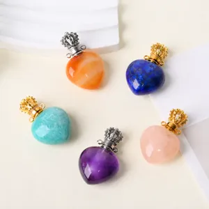 Pendentif Flacon de Parfum Cœur en Cristal Naturel Pierre de Guérison Fiole Diffuseur d'Huile Essentielle avec Bouchon Couronne Bijou