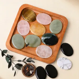 Ensemble de pierres de souci et pierres de paume en cristal naturel, pierres de massage ovales polies.