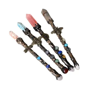 Baguette magique en cristal naturel vintage fait main, sceptre de point de cristal pour rituels.