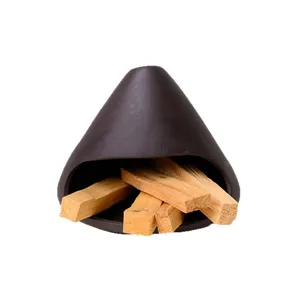 Vintage Keramik Kamin Raeuchergefaess mit Palo Santo Staebchen fuer Heimdekoration