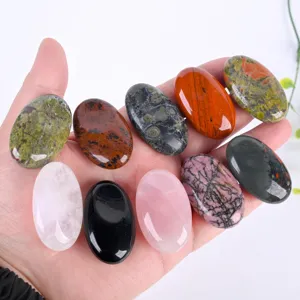 Pierres de paume en cristal naturel pierres d'inquiétude ensemble guérison massage