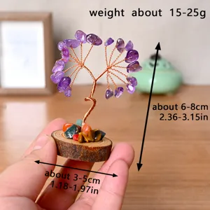 Vue detaillee de l'arbre en cristal fait main, bonsai en pierre d'amethyste pour deco maison.
