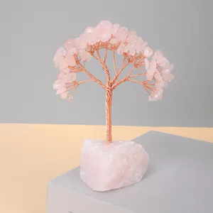 Rosenquarz Kristall Geldbaum Ornament mit Naturstein Basis und Kupferdraht Zweig Dekoration.