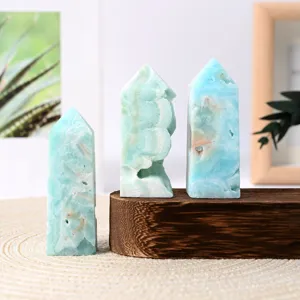 Natuurlijk hemimorfiet kristal obelisk edelsteen mineraal specimen voor feng shui decor.