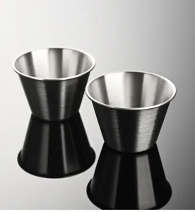Set de bols à sauce en acier inoxydable, petits ramequins durables pour cuisine et restaurant.
