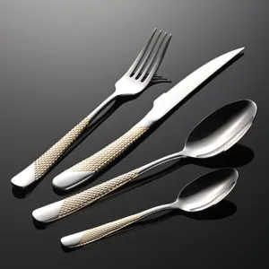 Set Posate Acciaio Inossidabile 304 Texture Nido Ape Placcato Oro Coltello Bistecca Forchetta Cucchiaio Lucidatura Specchio Tavola Occidentale Banchetto Matrimonio