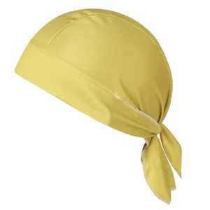 Gelbe Radmütze Detail, atmungsaktive Outdoor-Sport-Kopfbedeckung mit verstellbaren Bändern.