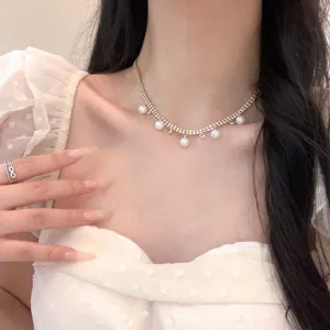 Korean sparkling rhinestone pearl pendant clavicle chain sweet delicate fashion necklace for women