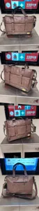 Borsa da lavoro marrone in pelle PU da uomo vista dettaglio con tasche multiple