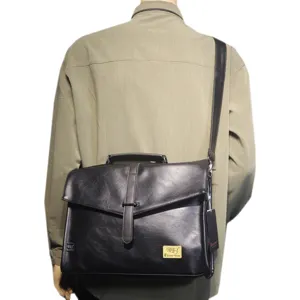 Borsa a tracolla da uomo in pelle nera cartella professionale per computer portatile.