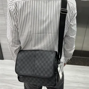Sac a bandouliere a carreaux noir gris pour homme vintage en cuir PU sac messenger style