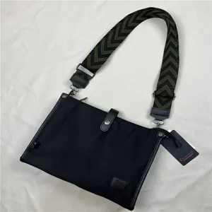 Men's Casual Nylon Crossbody Bag Japanese Style Oxford Cloth Shoulder Bag Fashion Multifunctional Commuter Bag