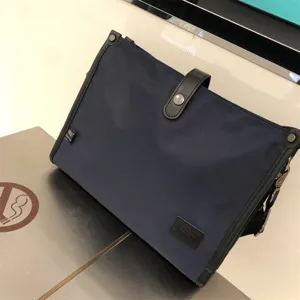 Bolso bandolera de nailon para hombre Threebox detalle, bolso de negocios con ribete de piel.