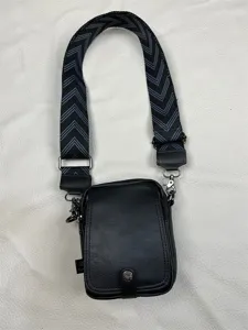 Men vertical crossbody bag casual fashion stylish outdoor minimalist shoulder bag 2023 new