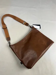 Stylish brown leather shoulder bag for men, large capacity casual crossbody bag with wide strap.