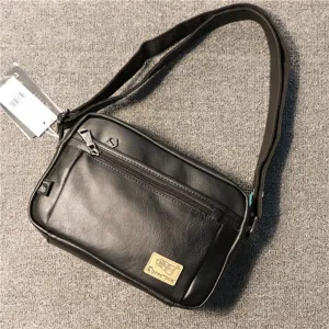 Herren Casual PU-Leder Umhängetasche Modische Crossbody Tasche Kleine Quadratische Tasche Tägliche Pendler Einfarbige Tasche Mit Reißverschlusstasche