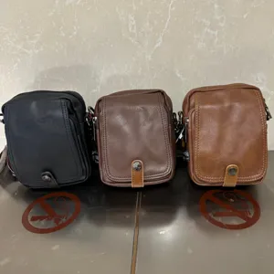 Borsa a tracolla verticale da uomo borsa casual in pelle PU per affari e lavoro