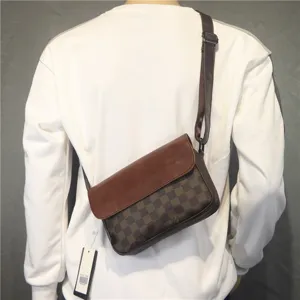 Herren braune Karierte Umhängetasche lässige Messenger Bag Schultertasche für den Alltag.