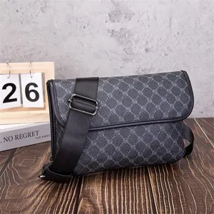 Men Retro Crossbody Bag Casual Soft Leather Shoulder Bag Vintage Messenger Bag Small Daily Business Flap Bag