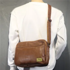 Men's brown PU leather messenger bag worn on back, casual horizontal single-shoulder crossbody bag.