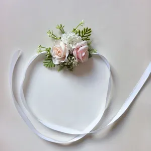 Flor de muñeca artificial rosa con cinta blanca para fotografía, boda y decoración.