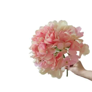 Stelo di fiore di ortensia artificiale in seta finta per decorazione casa matrimonio.