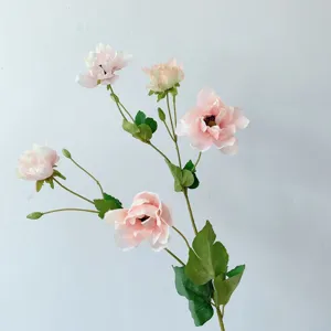 Ramo di fiori artificiali di anemone rosa per decorazioni domestiche nuziali e dettagli.