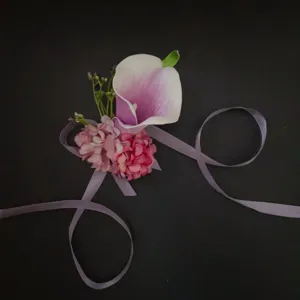 Fiore da polso calla artificiale viola matrimonio boutonniereseta accessorio floreale festa