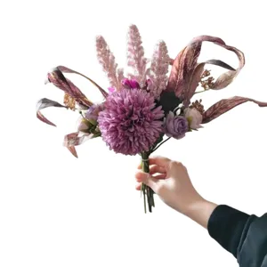 Bouquet de fleurs artificielles violettes en soie pour déco maison mariage fête.