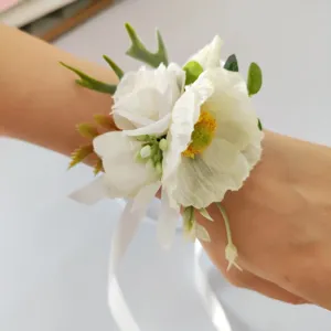 Corsage de poignet fleur artificielle mariage demoiselle d'honneur rose coquelicot blanc