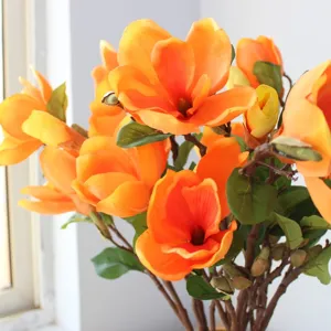 Künstliche orange Magnolien Seidenblumen Gesteck für Wohnzimmer Hochzeit Deko Blumen